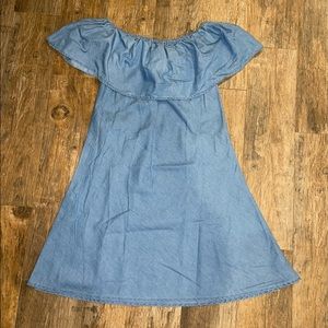 Woman’s Strapless Denim Dress